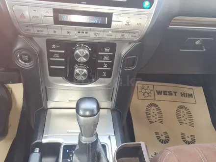 Toyota Land Cruiser Prado 2019 года за 28 000 000 тг. в Актау – фото 9