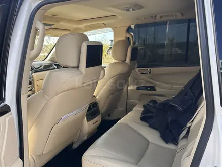 Lexus LX 570 2014 года за 23 800 000 тг. в Астана – фото 7