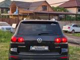 Volkswagen Touareg 2007 годаүшін4 300 000 тг. в Алматы