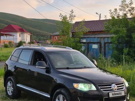 Volkswagen Touareg 2007 года за 4 300 000 тг. в Алматы – фото 8