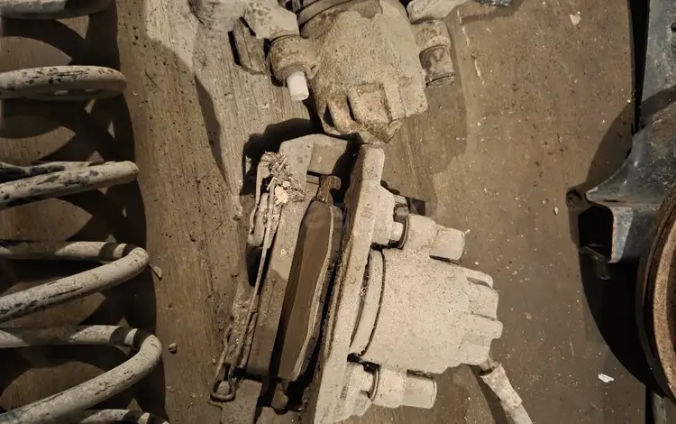 Суппорта на ford mondeo за 9 990 тг. в Актобе