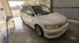 Mitsubishi Chariot 1998 годаfor2 200 000 тг. в Алматы