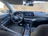 Hyundai Bayon 2023 года за 7 500 000 тг. в Атырау – фото 4