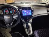 Chevrolet Cruze 2012 года за 3 600 000 тг. в Семей – фото 2