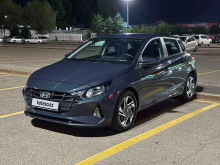 Hyundai i20 2023 года за 6 600 000 тг. в Алматы – фото 17
