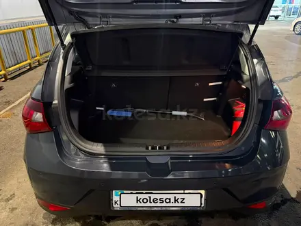 Hyundai i20 2023 года за 6 600 000 тг. в Алматы – фото 16