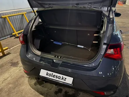 Hyundai i20 2023 года за 6 600 000 тг. в Алматы – фото 9