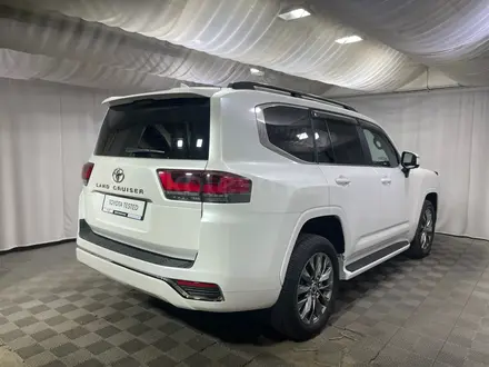 Toyota Land Cruiser Premium+ 2023 года за 50 555 000 тг. в Алматы – фото 17
