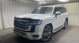 Toyota Land Cruiser Premium+ 2023 года за 50 555 000 тг. в Алматы