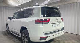 Toyota Land Cruiser Premium+ 2023 года за 50 555 000 тг. в Алматы – фото 2