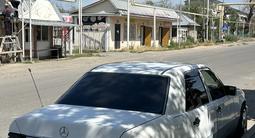 Mercedes-Benz E 220 1992 года за 1 600 000 тг. в Есик – фото 2