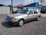 Mercedes-Benz E 230 1991 года за 2 700 000 тг. в Алматы