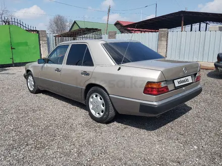 Mercedes-Benz E 230 1991 года за 2 700 000 тг. в Алматы – фото 6