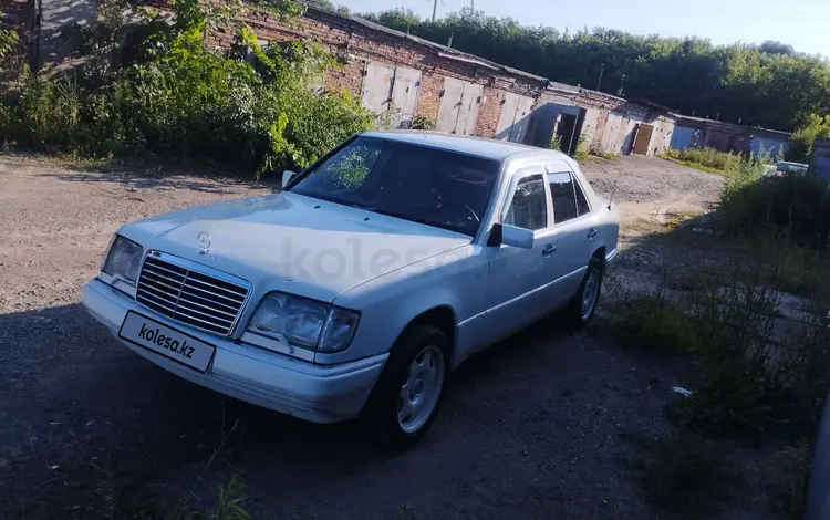 Mercedes-Benz E 220 1995 года за 1 600 000 тг. в Усть-Каменогорск