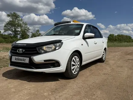 ВАЗ (Lada) Granta 2190 2020 года за 2 950 000 тг. в Астана – фото 2
