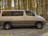 Toyota Grand Hiace 2002 годаүшін7 100 000 тг. в Алматы – фото 3