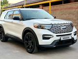 Ford Explorer 2022 года за 23 800 000 тг. в Алматы – фото 4
