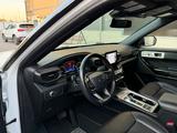 Ford Explorer 2022 года за 23 800 000 тг. в Алматы – фото 5