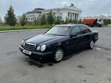 Mercedes-Benz E 230 1996 года за 3 000 000 тг. в Астана