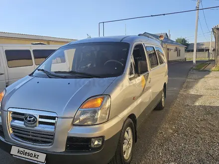 Hyundai Starex 2005 года за 2 600 000 тг. в Шымкент – фото 2