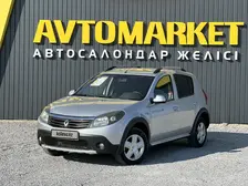 Renault Sandero Stepway, 2014