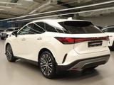 Lexus RX 500h Executive 2023 годаүшін31 500 000 тг. в Астана – фото 4