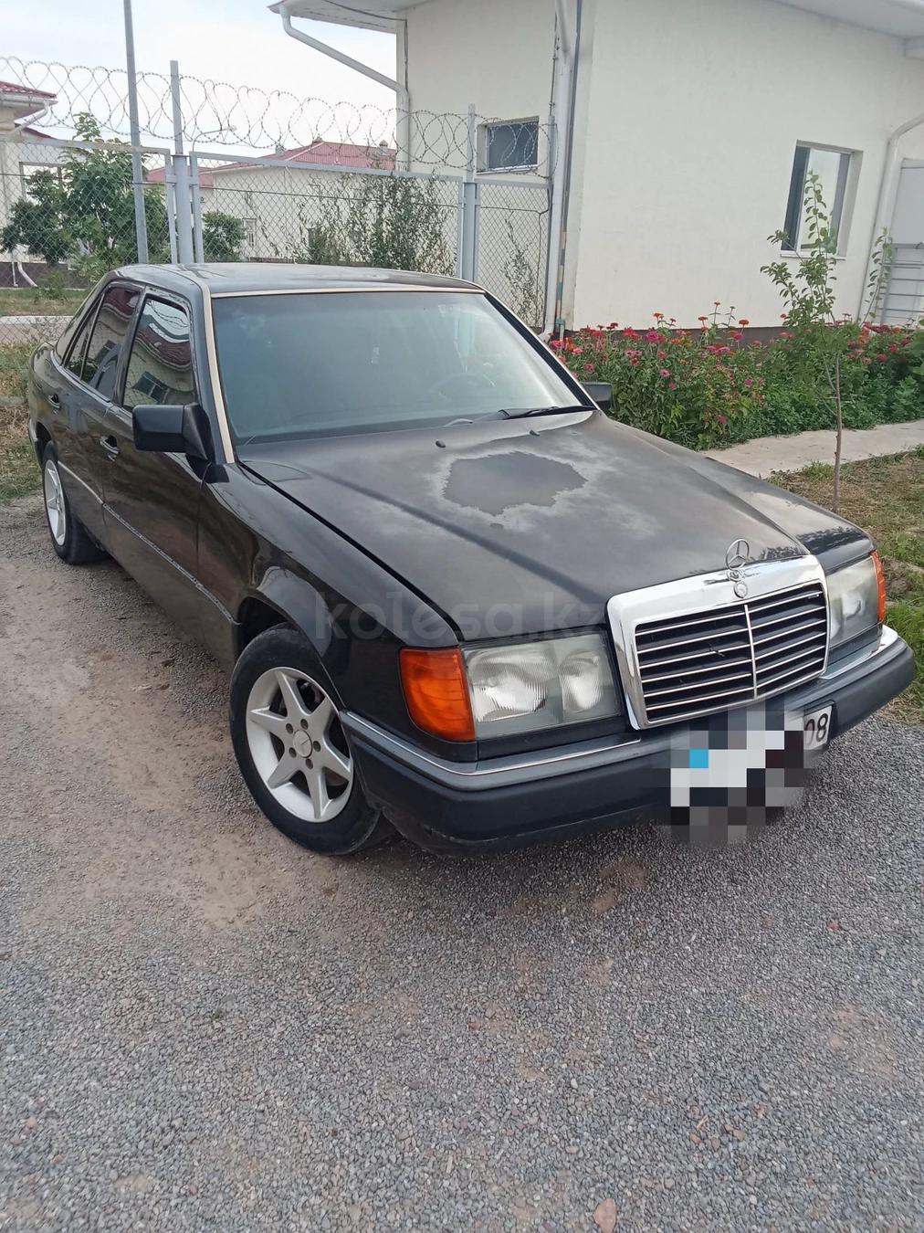 Mercedes-Benz E 230 1992 г.