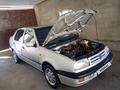 Volkswagen Vento 1993 годаfor2 000 000 тг. в Шымкент – фото 3