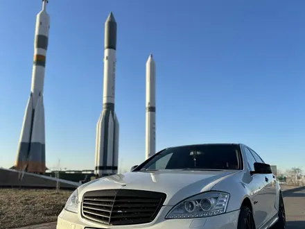 Mercedes-Benz S 500 2007 года за 7 900 000 тг. в Астана – фото 2