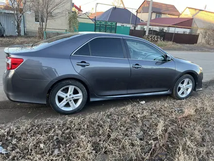 Toyota Camry 2014 года за 5 300 000 тг. в Уральск – фото 4