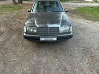 Mercedes-Benz E 260 1992 года за 2 800 000 тг. в Алматы