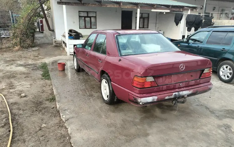 Mercedes-Benz E 230 1987 года за 450 000 тг. в Шардара