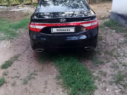 Hyundai Grandeur 2013 года за 8 500 000 тг. в Тараз – фото 2