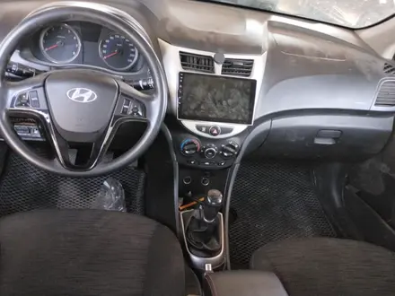 Hyundai Accent 2015 года за 10 000 тг. в Шымкент – фото 7