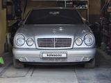 Mercedes-Benz E 400 1997 годаүшін5 500 000 тг. в Рудный