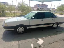 Audi 100, 1990