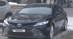 Toyota Camry 2018 года за 13 500 000 тг. в Астана