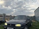 Volkswagen Golf 1995 года за 1 500 000 тг. в Астана