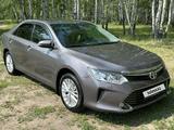 Toyota Camry 2015 года за 10 500 000 тг. в Астана – фото 2
