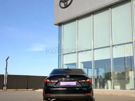 Toyota Camry Elegance eCVT 2026 года за 18 790 000 тг. в Шымкент – фото 4