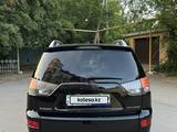 Mitsubishi Outlander 2008 годаүшін5 700 000 тг. в Караганда – фото 3