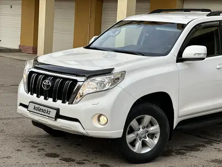 Toyota Land Cruiser Prado 2015 года за 15 950 000 тг. в Актобе – фото 2