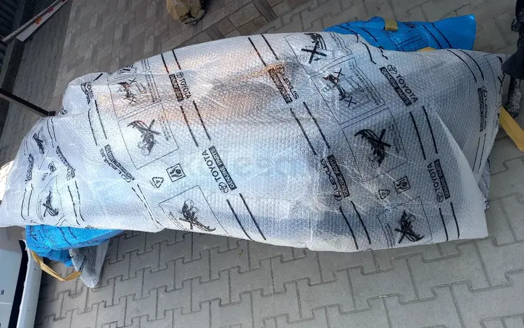 Бампер передний оригинал за 100 000 тг. в Караганда