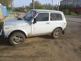 ВАЗ (Lada) Lada 2121 2002 года за 700 000 тг. в Актобе – фото 2