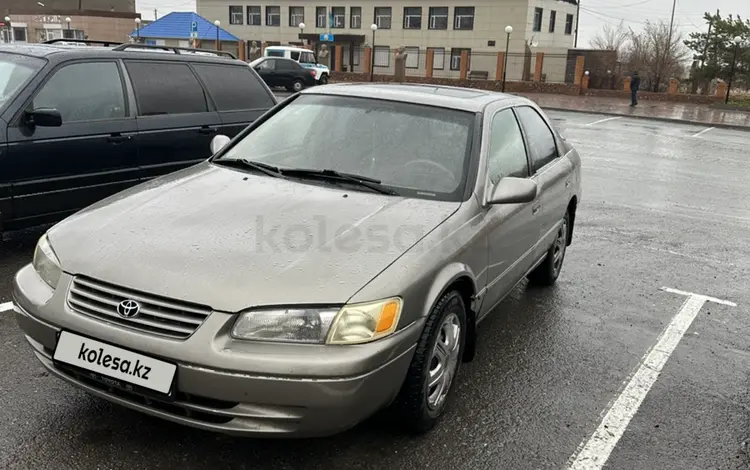 Toyota Camry 1997 годаfor3 000 000 тг. в Павлодар