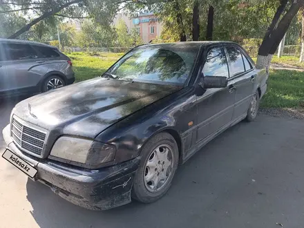 Mercedes-Benz C 280 1994 года за 1 700 000 тг. в Петропавловск – фото 2