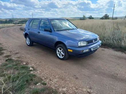 Volkswagen Golf 1995 года за 1 400 000 тг. в Кокшетау – фото 2