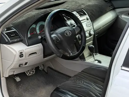 Toyota Camry 2011 года за 6 300 000 тг. в Семей – фото 3