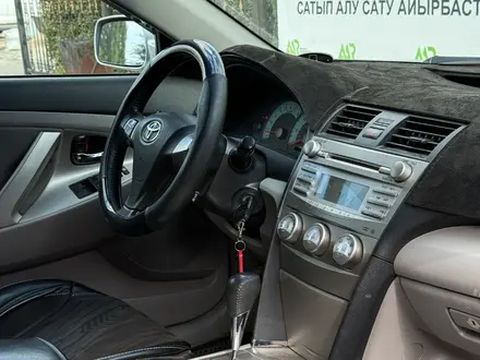 Toyota Camry 2011 года за 6 300 000 тг. в Семей – фото 5