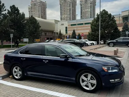 Volkswagen Passat 2014 года за 7 000 000 тг. в Алматы – фото 19